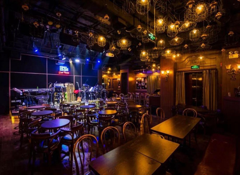 <b>Starting a Bar & Kitchen microbrewery</b>